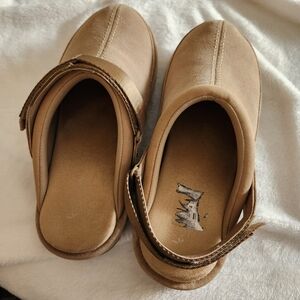 Koolaburra Tan Mules